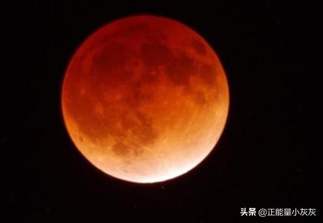 天狗食月的神话故事（天狗食月的神话故事视频）