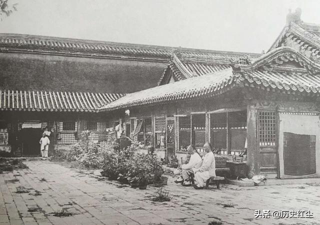 皇帝可以一次睡几个吗_皇帝一天睡几个小时